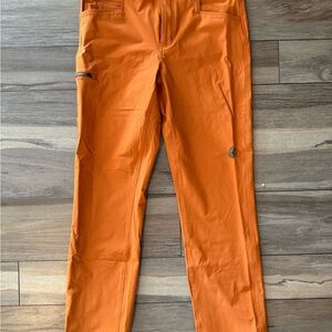 Stio Men's Pinedale Softshell Orange Pants